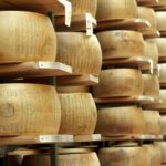 QOYUQ3-Parmigiano-Reggiano-cheese-factory-tour.jpg